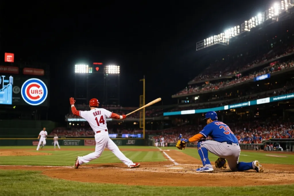 当焦点锁定在绿茵之上：红雀与小熊MLB巅峰对决剖析